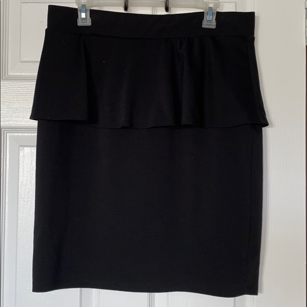 OFFICE WEAR! Black skirt